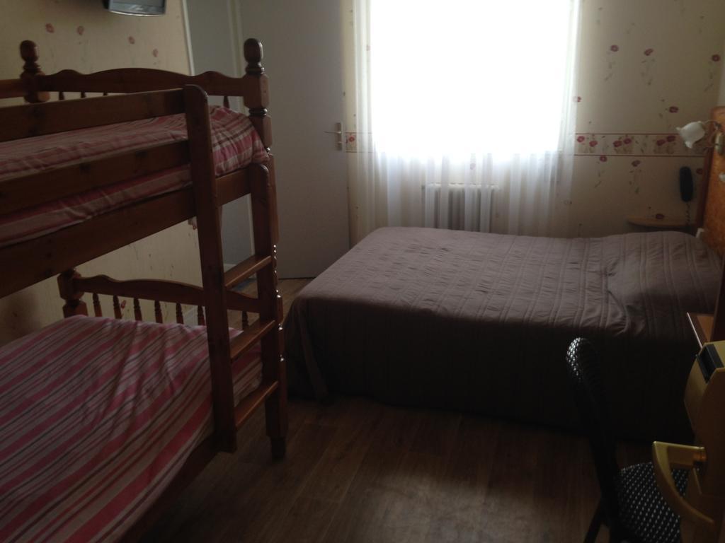 Arcantis Hotel La Residence Сержи Стая снимка